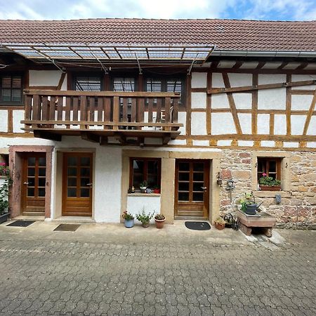 Weingut Und Destillerie Bernd Klein Pleisweiler-Oberhofen Exterior foto